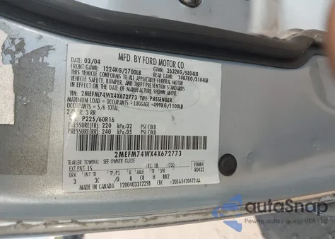 2004 Mercury Grand Marquis Gs из США, поврежденный, VIN 2MEFM74WX4X672773